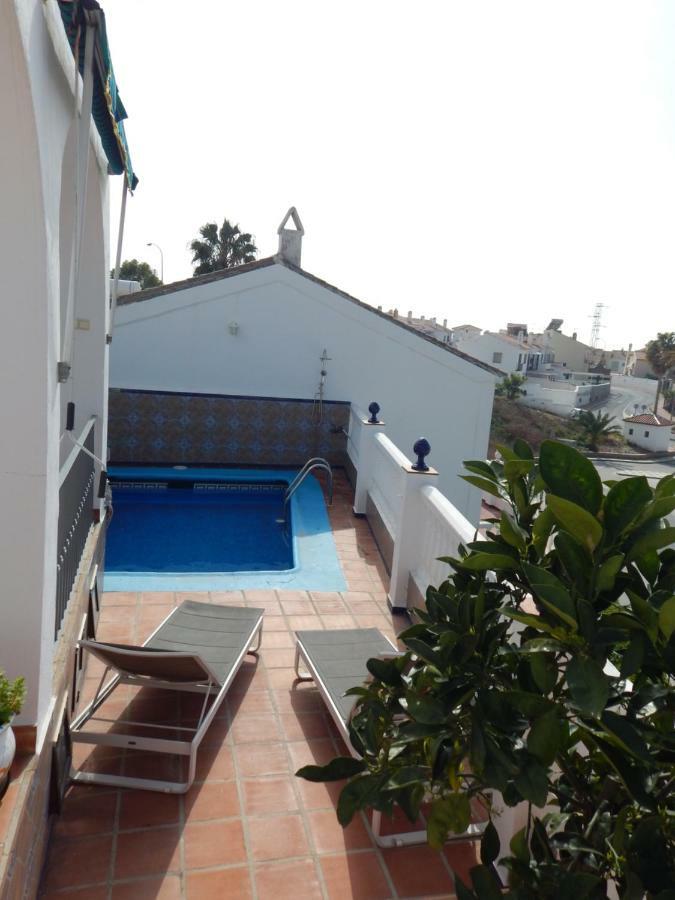 Adosado En Nerja Urb Flamingo Villa Exterior photo